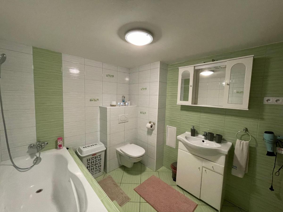 Strane Apartment